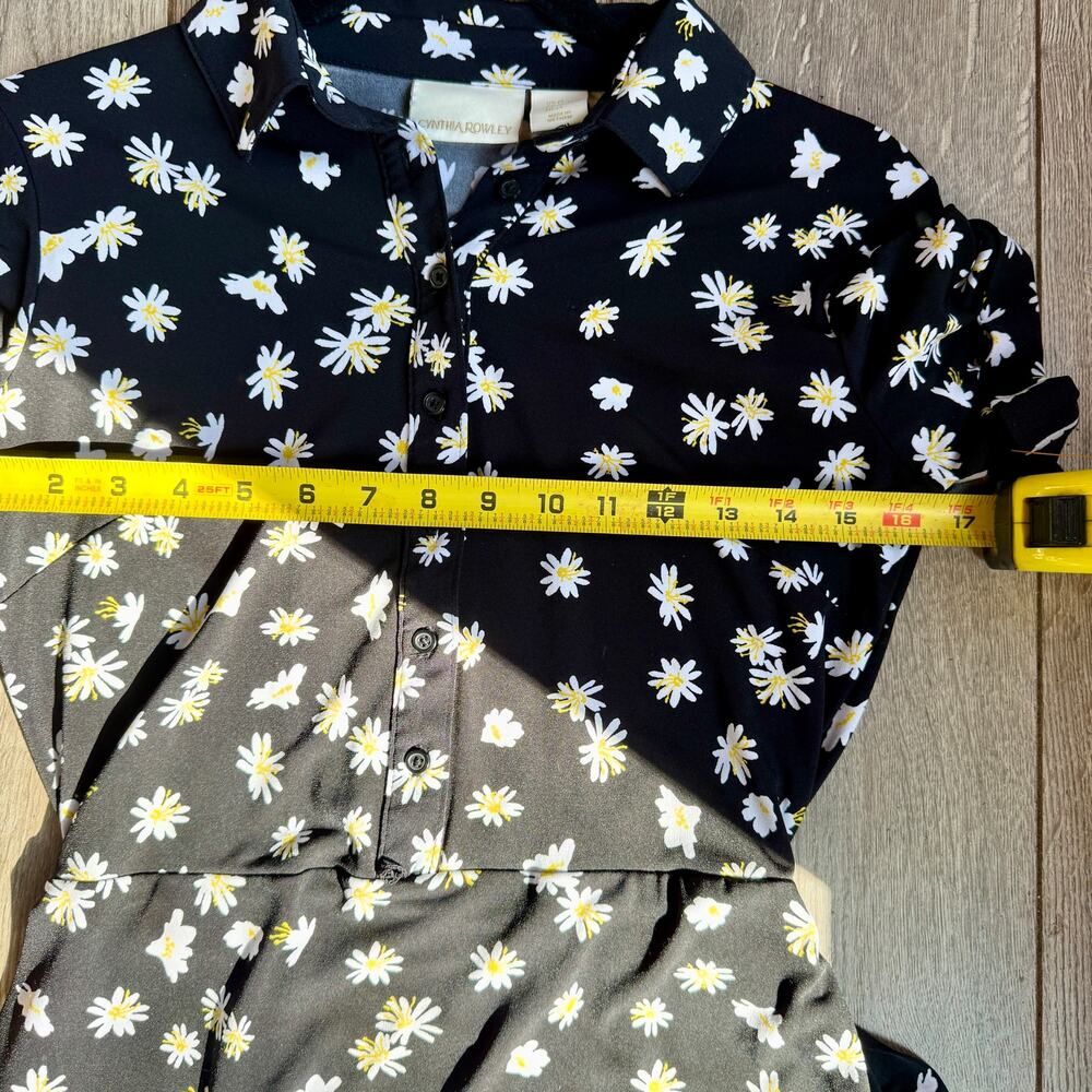 Cynthia Rowley Daisy Print Black Floral Shirt Cottagecore Button Front Size 12 - Picture 8 of 10